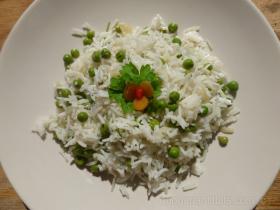 Riži Biži Rižoto (Peas and Rice Risotto)